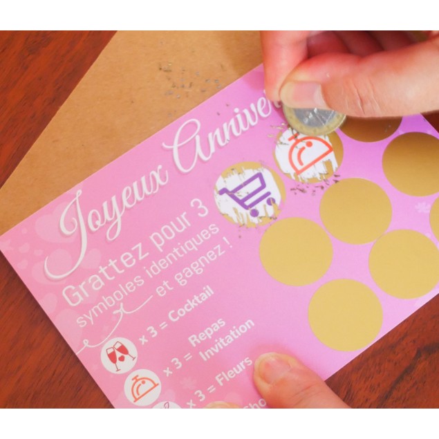 Carte à gratter Surprise personnalisable, laissez le hasard décider de votre cadeau mystère, expérience ludique et originale. Grattage - Treizkot