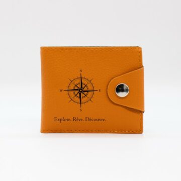 Portefeuille personnalisé en cuir végan de couleur orange, disponible en plusieurs couleurs, fabriqué en France par TREIZKOT.