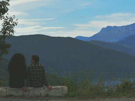 Image pour Cadeaux de voyage pour couple : les accessoires à personnaliser - Treizkot