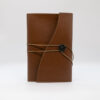 Protège carnet de santé personnalisé en cuir végan avec gravure personnalisée (prénom, date de naissance, message et dessin), fabriqué en France - Treizkot