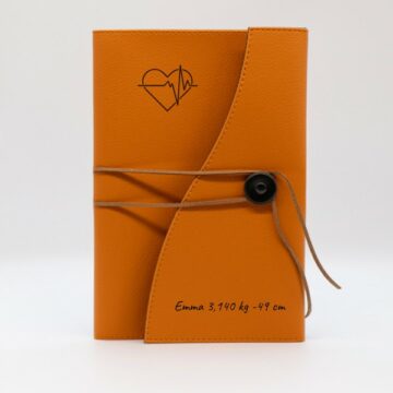 Protège carnet de santé orange personnalisé fabriqué en France